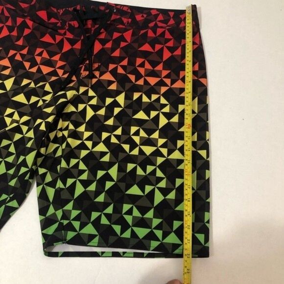 Y2K Hang Ten Board Shorts Size 38 Vintage Rasta Geometric Pattern Surf S… - Picture 8 of 8
